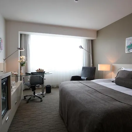 Doubletree By Hilton Ankamall Szálloda 5*