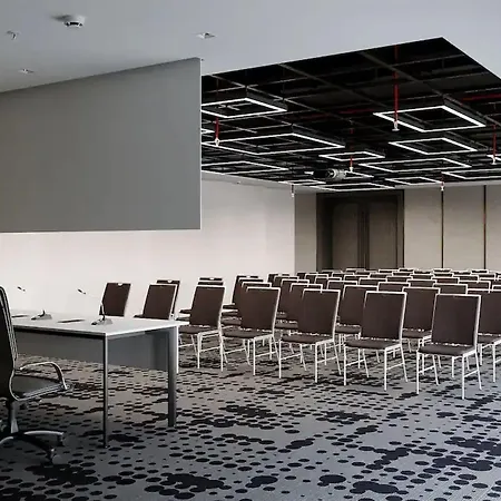 Szálloda Doubletree By Hilton Ankamall 5*